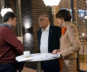 Фуршет и неформальное общение участников со спикером, Сергеем Макшановым