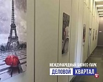 В коридорах Строения 2 появились картины 